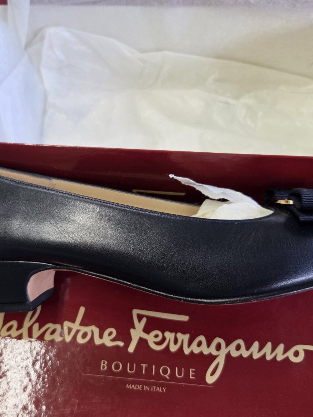 Salvatore Ferragamo Shoes (Size 9-1/2) - Picture 4 of 9
